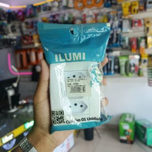 Placa c/ 3 Tomadas 2P+T Monobloco 10A