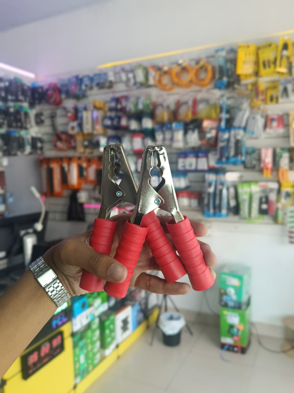 Garra Jacaré 200A - Vermelha