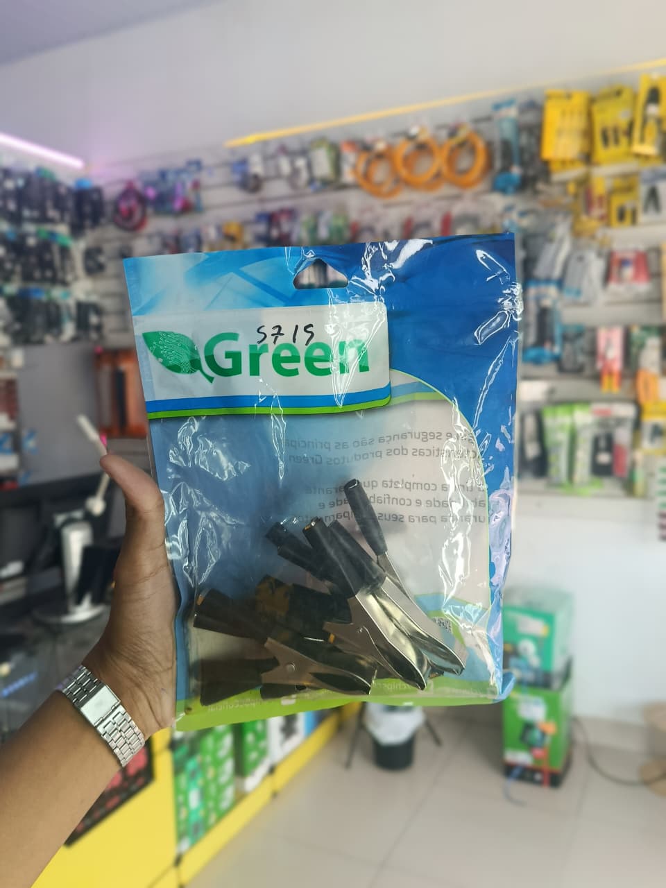 Garra Jacaré 50A - Preta