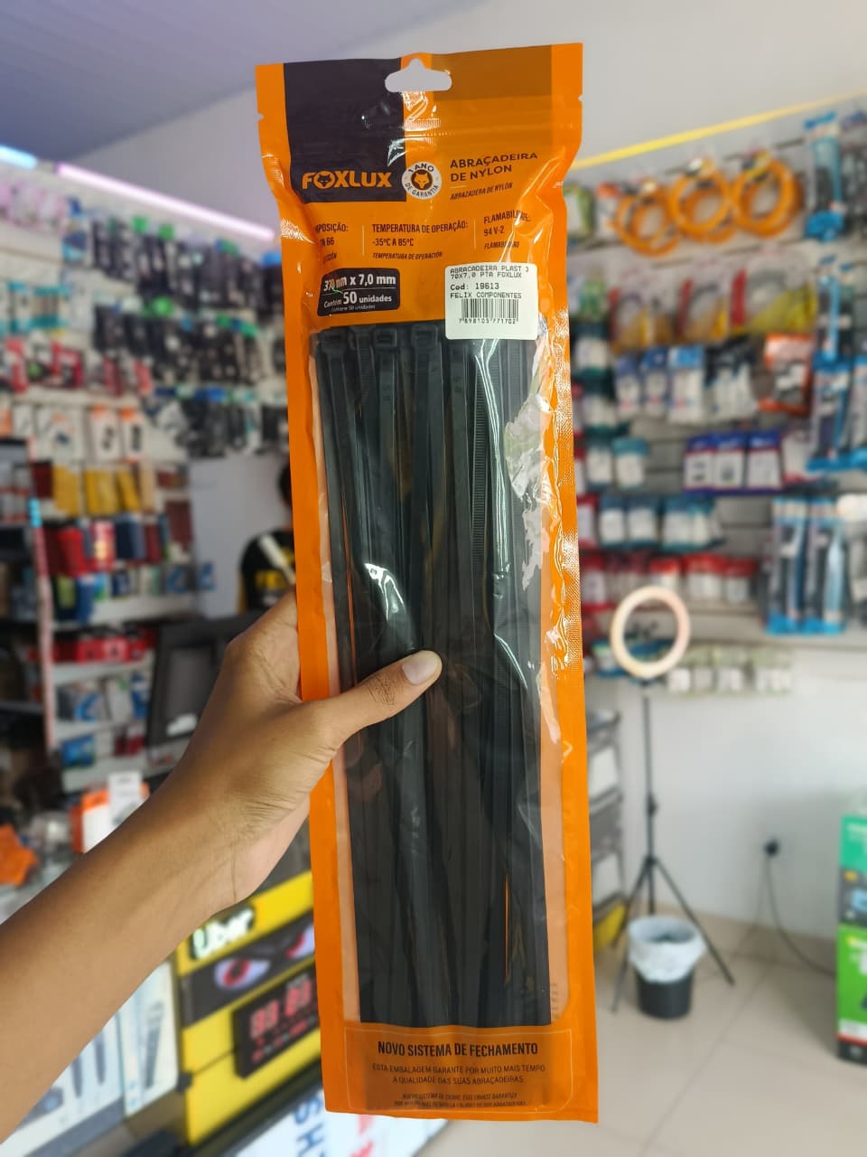 Abraçadeira Plástica Nylon 370mm x 7,0mm FOXLUX - Imagem 2